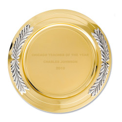 Plate with laurel decoration